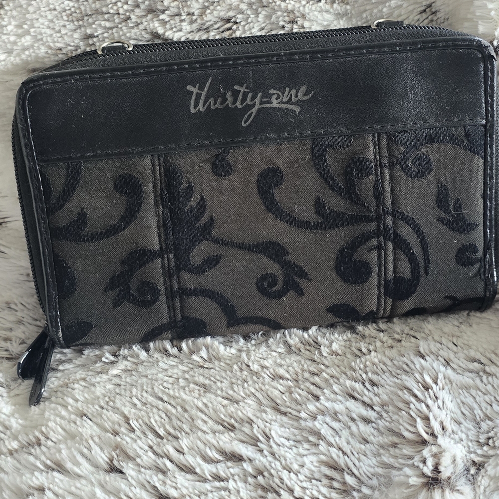 Thirty-One Black and Gray Wallet Organizer